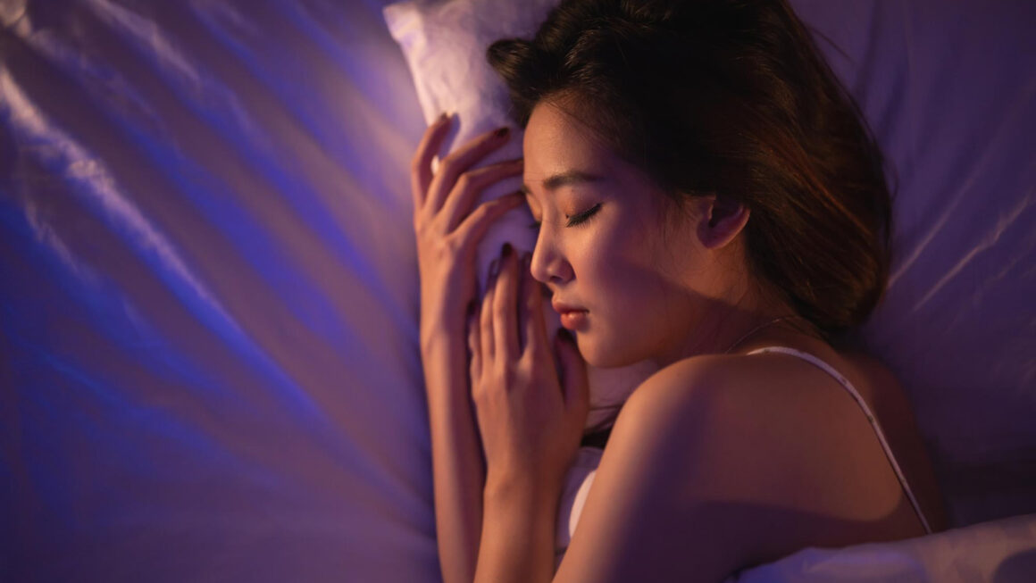 昔好きだった人が夢に出てくるのはなぜ？意味や心理を解説
